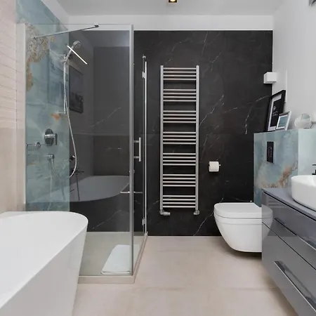 With Balcony Near The In By Renters *