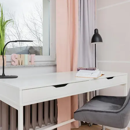 With Balcony Near The In By Renters Daire Sopot