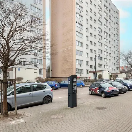 Daire With Balcony Near The In By Renters *