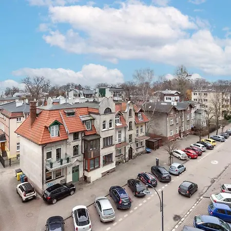 Daire With Balcony Near The In By Renters *